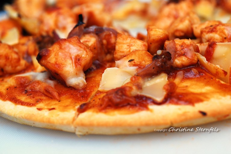 PIZZA NIGHT - Copyright Christine Sternfels4